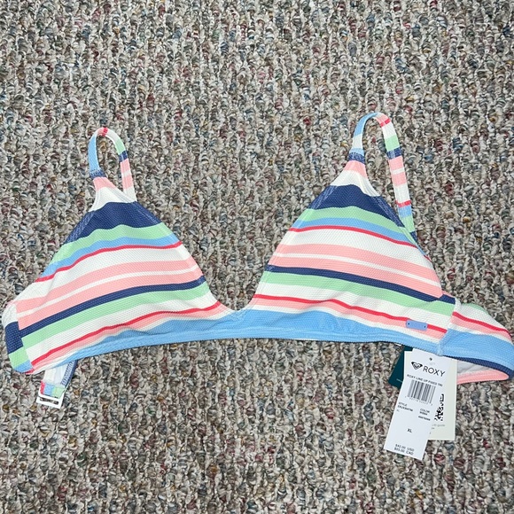 Roxy Other - Roxy size XL NWT striped bikini top